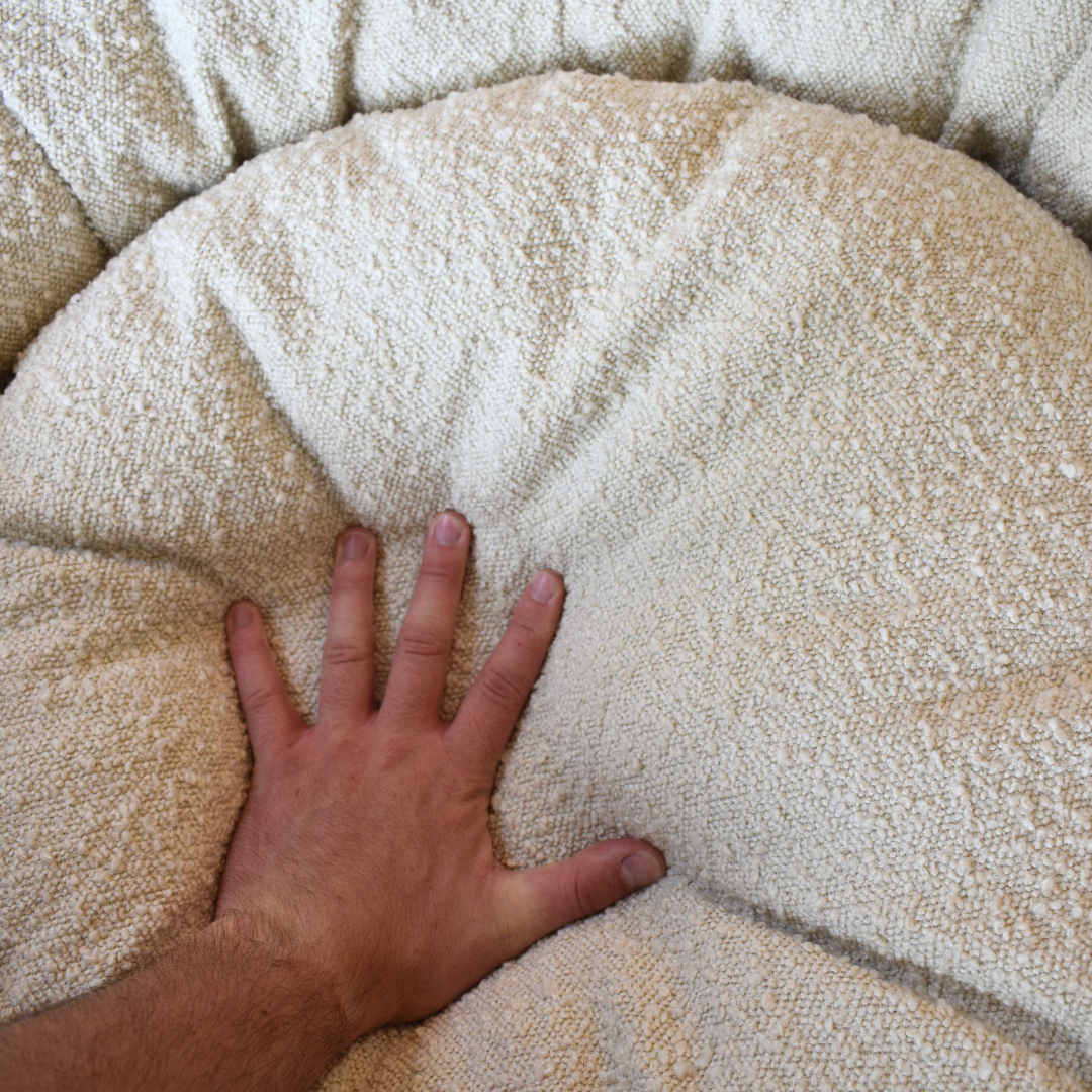 Bouclé Doughnut Bed