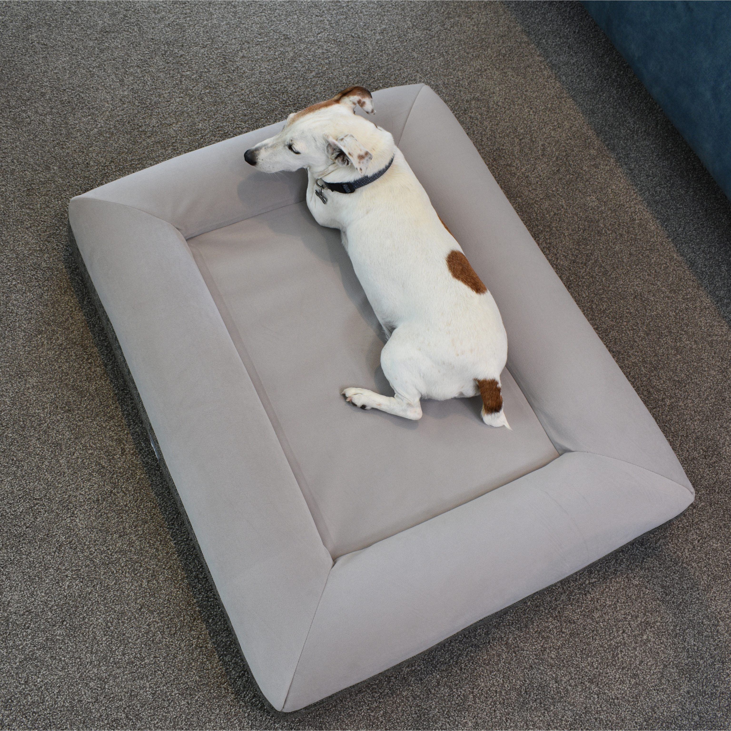 Orthopaedic Memory Foam Bed